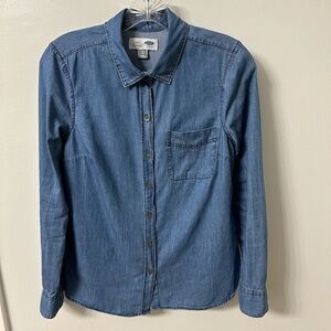 Old Navy Classic Button-Down Denim Blue Shirt XS / S